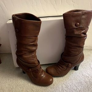 Bakers brown boots in style Natali